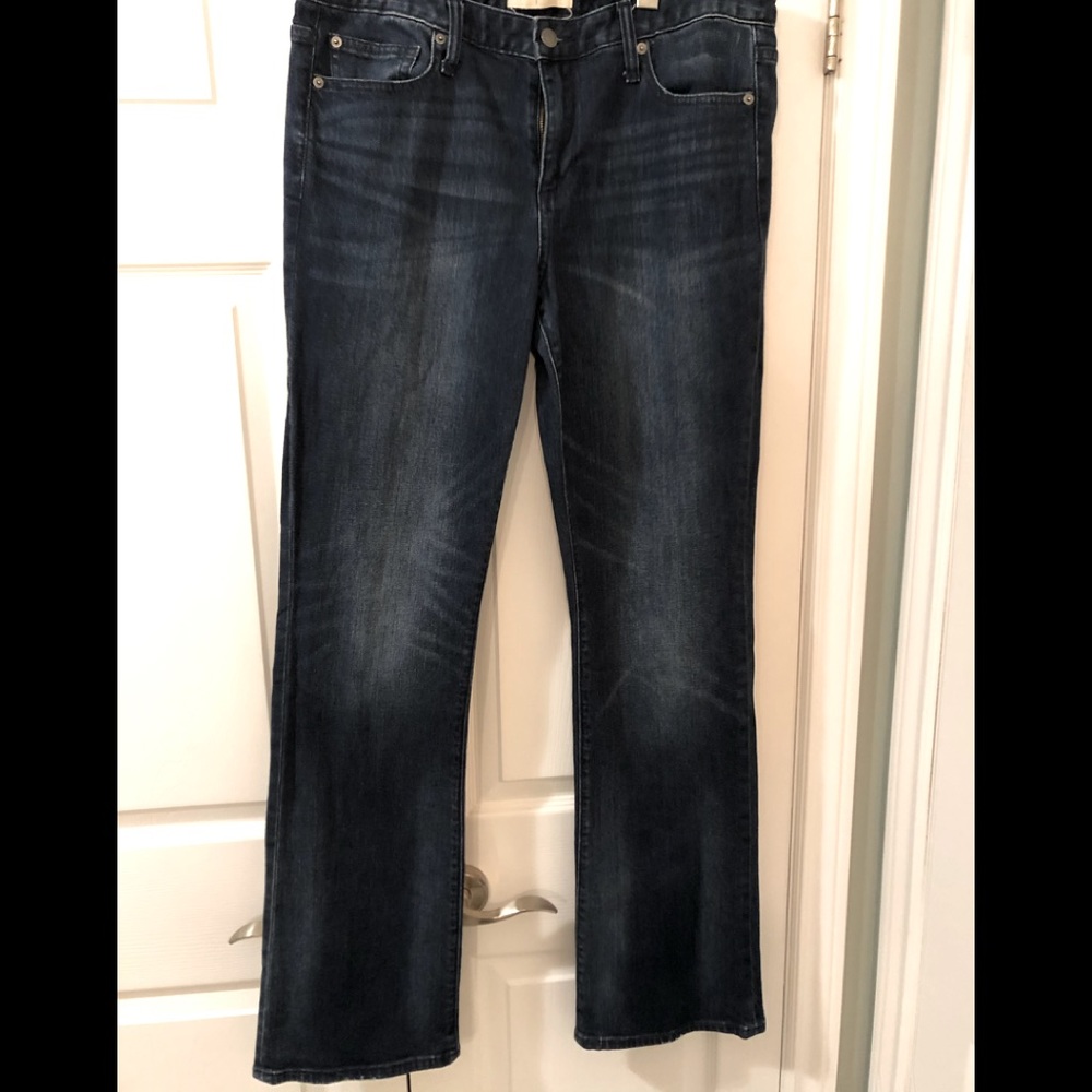 Gap Dark wash jeans 32 Long